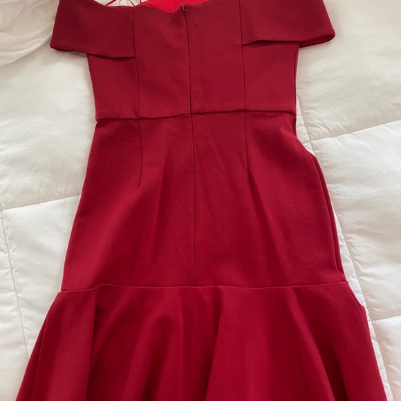 NWT $495 N NICHOLAS Red Ponti Off Shoulder Mini Party Cocktail Dress - Size 4 - Picture 2 of 9
